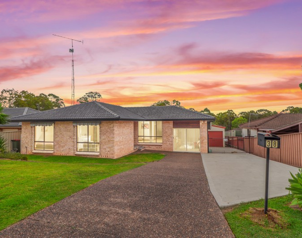 38 Evatt Street, Pelaw Main NSW 2327