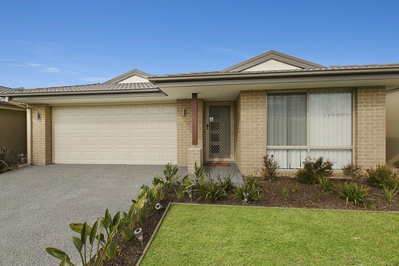 9 BREMER STREET, Clyde North VIC 3978, Image 0