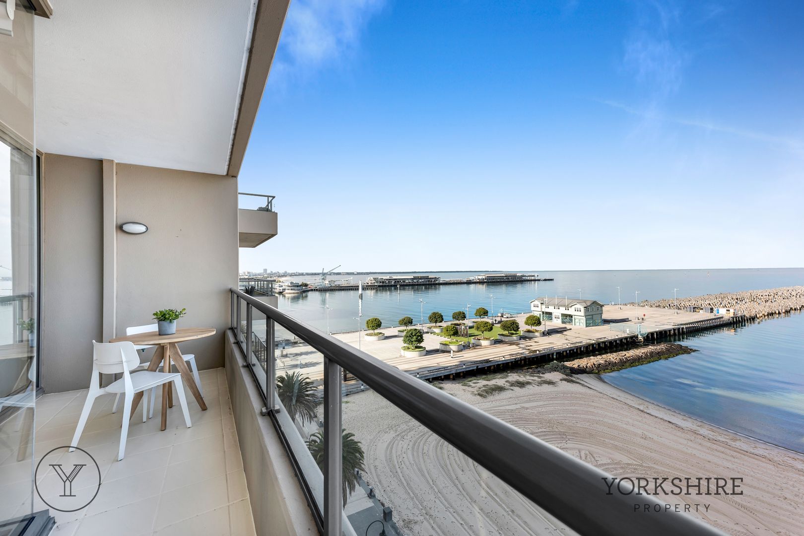 606/147 Beach Street, Port Melbourne VIC 3207, Image 2