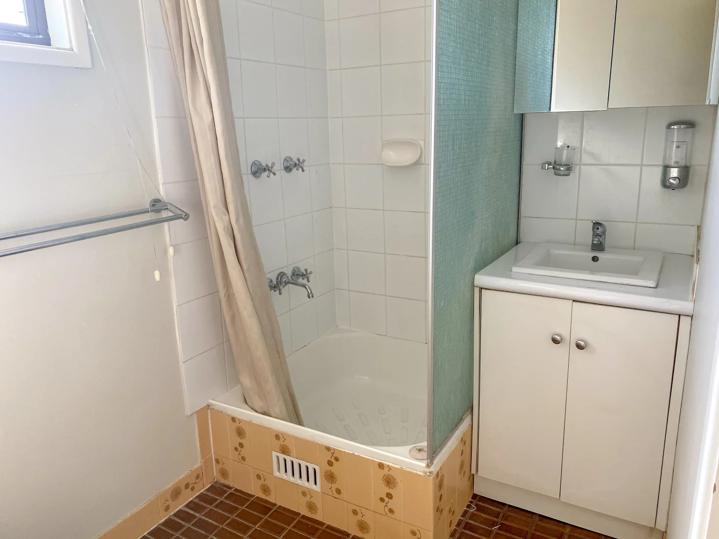 Additional image 8 of 3/12 Upper St, North Tamworth NSW 2340