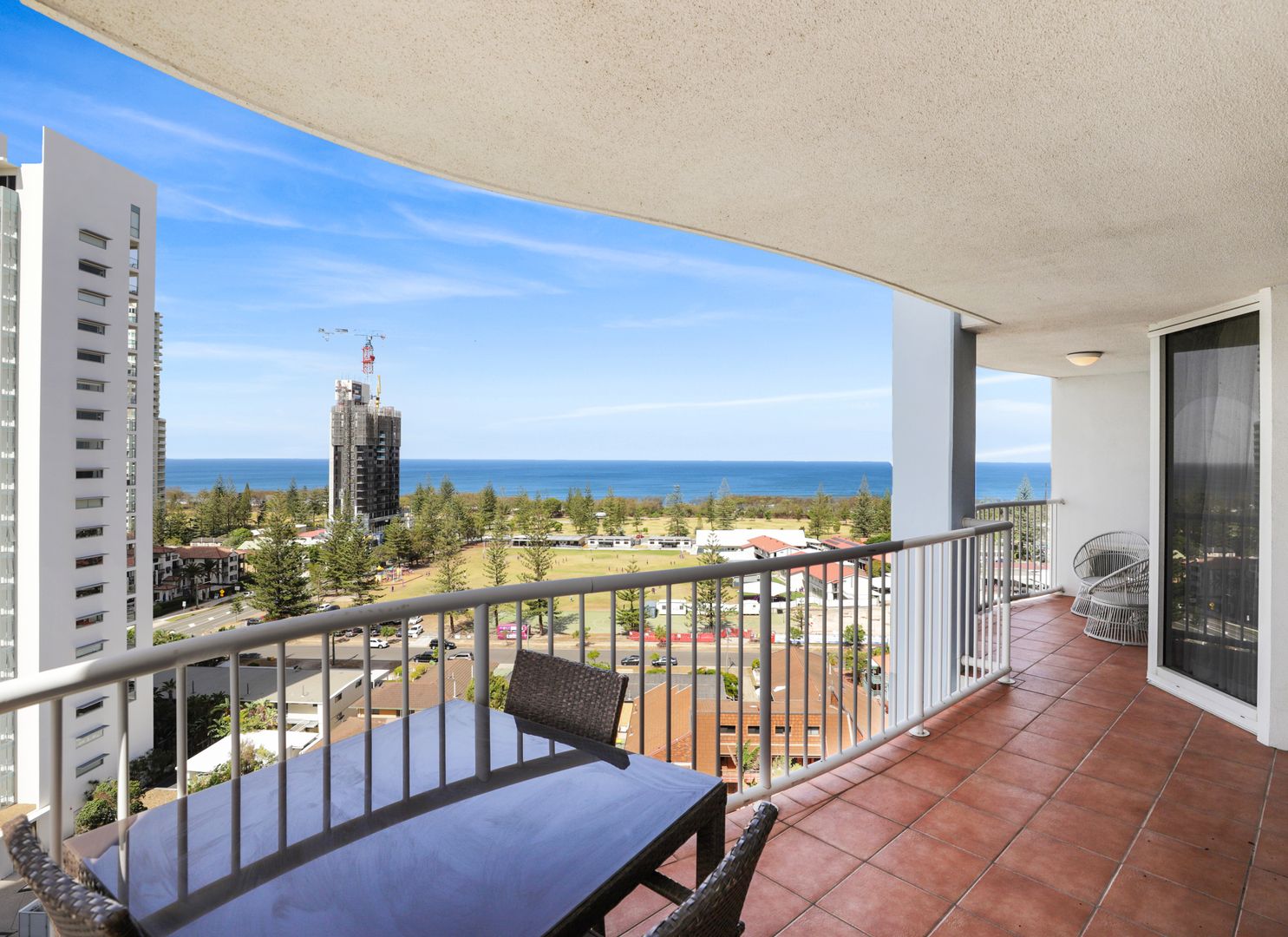 2121 2633 Gold Coast Highway Broadbeach Qld 4218 Domain