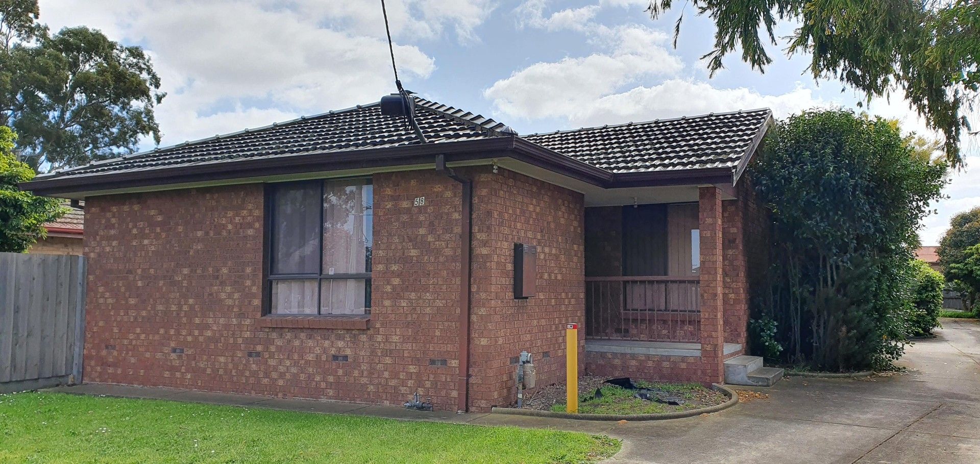 2 bedrooms Apartment / Unit / Flat in 1/58 Pickett Street RESERVOIR VIC, 3073