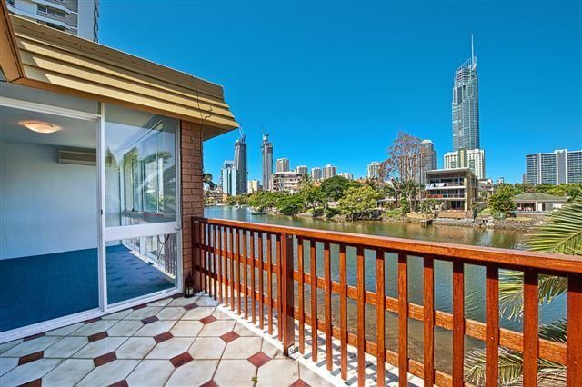 The Town House. 11 Peninsular Drive, Surfers Paradise QLD 4217, Image 1