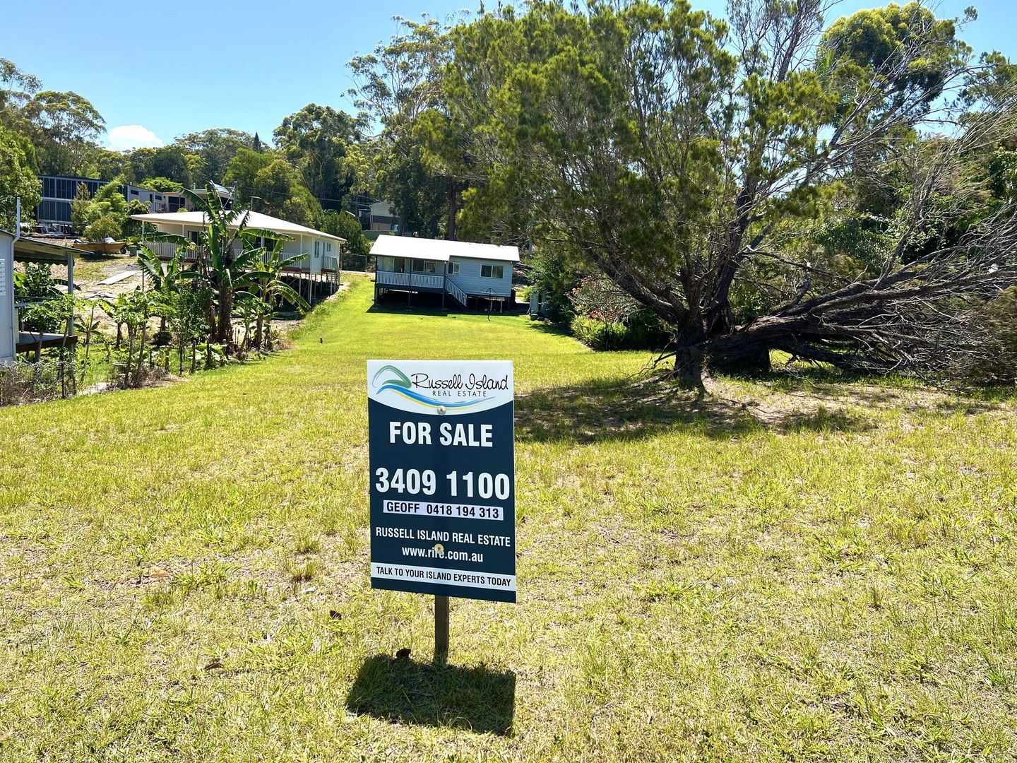 Vacant land in 10 Yacht St, RUSSELL ISLAND QLD, 4184