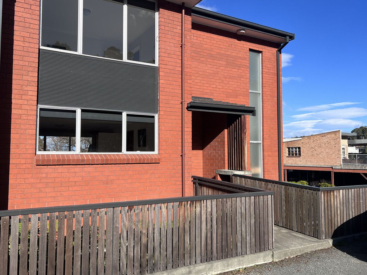 2 bedrooms Townhouse in 2/164 Channel Highway TAROONA TAS, 7053