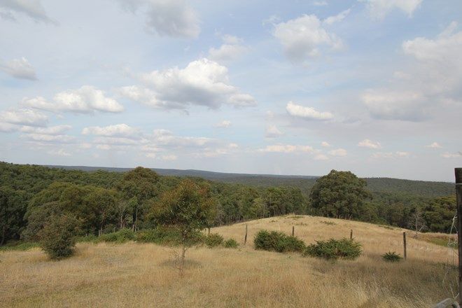 Picture of 40 Grandmas's Road, STAFFORDSHIRE REEF VIC 3351