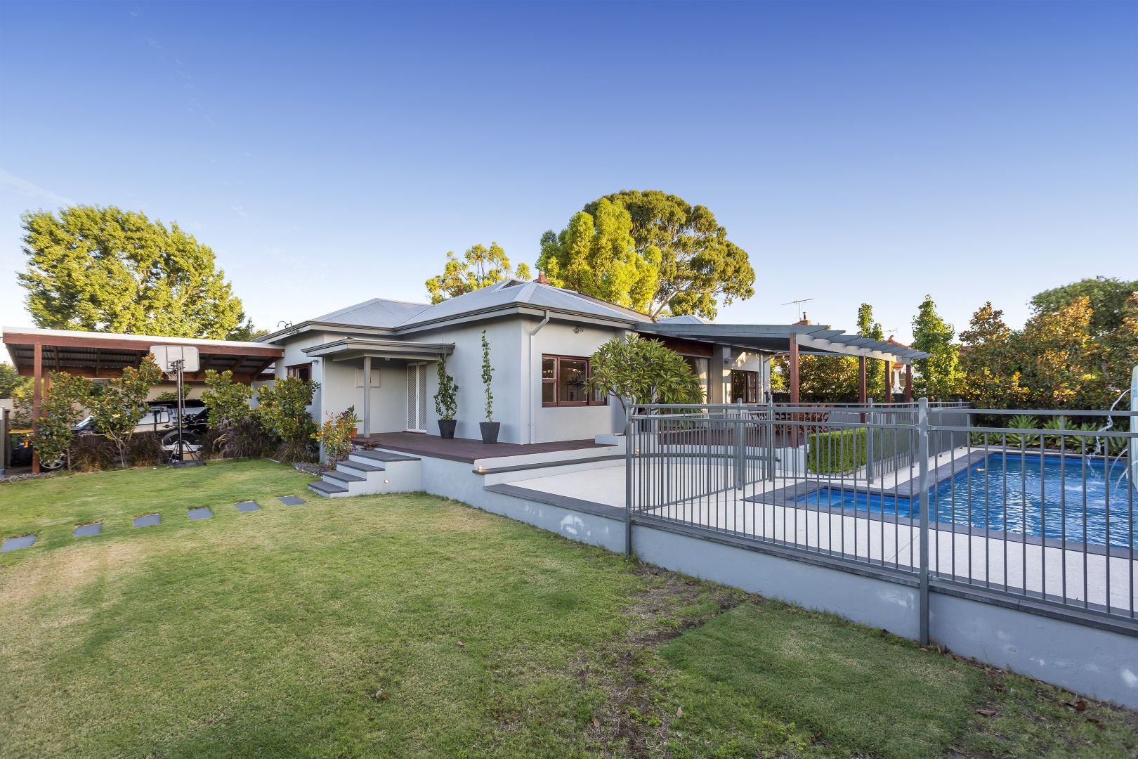 253 Ruislip Street, Wembley WA 6014, Image 2