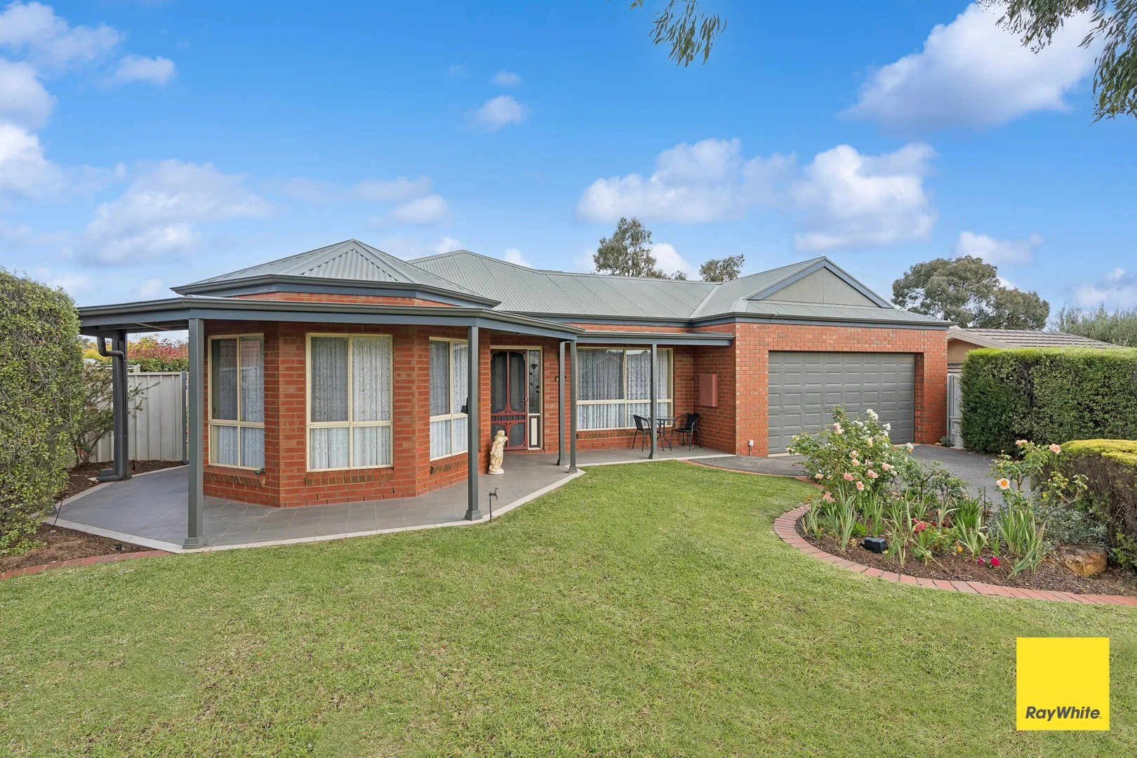 12 Weatherby Drive, Strathdale VIC 3550
