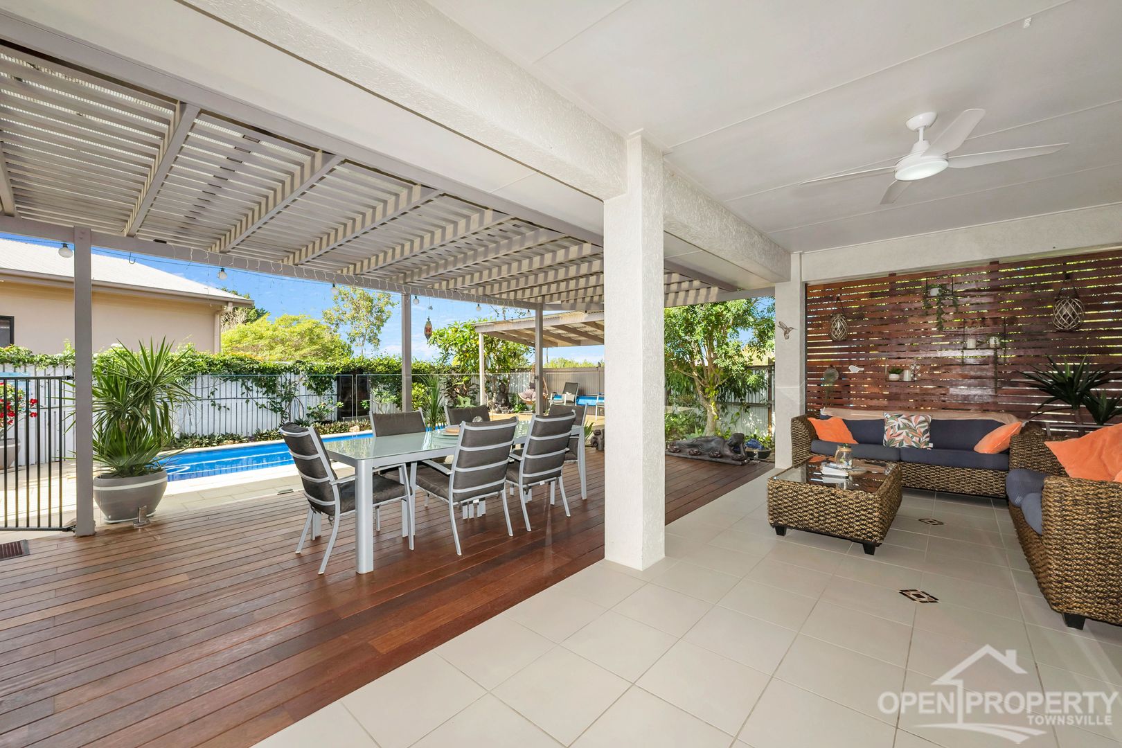 13 Bilbao Pl, Bushland Beach QLD 4818, Image 1