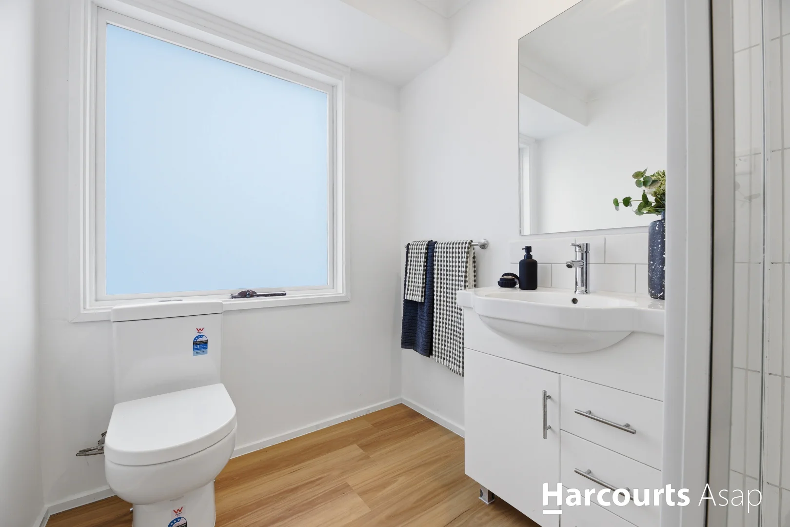 Additional image 7 of 57 Grove End Road, Endeavour Hills VIC 3802