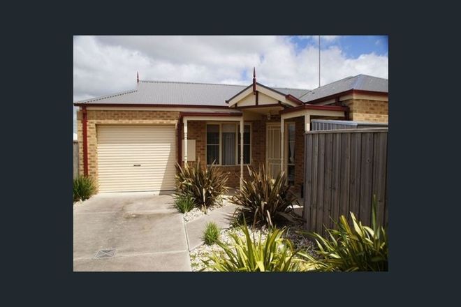 Picture of 2/33 Dardel Drive, BANNOCKBURN VIC 3331