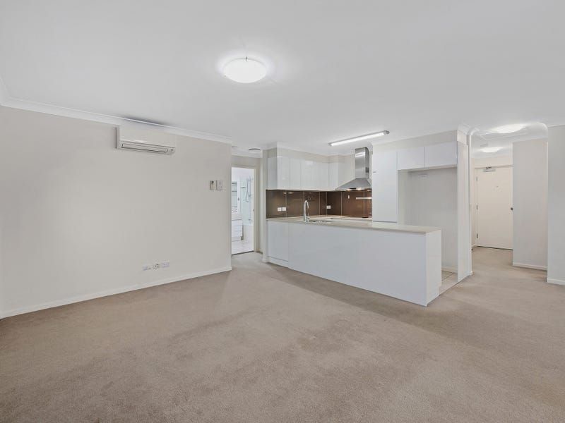 4/54 Yamboyna Street, Manly QLD 4179, Image 2