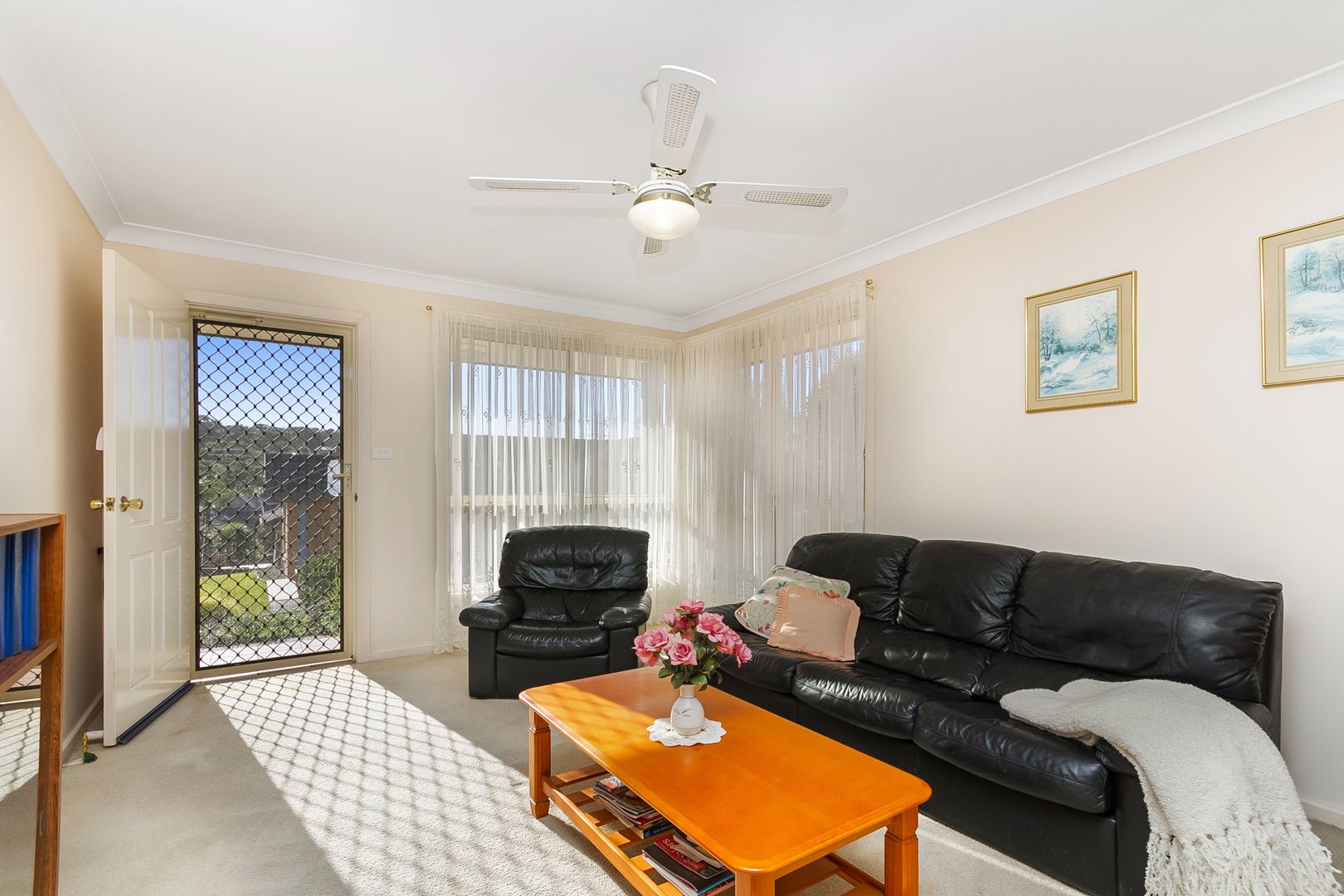 9/4 Cowmeadow Road, Mount Hutton NSW 2290, Image 2