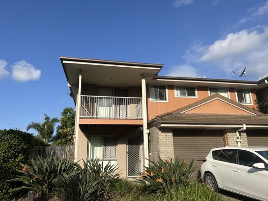 3 bedrooms House in 5/ 131 McAuley Parade PACIFIC PINES QLD, 4211