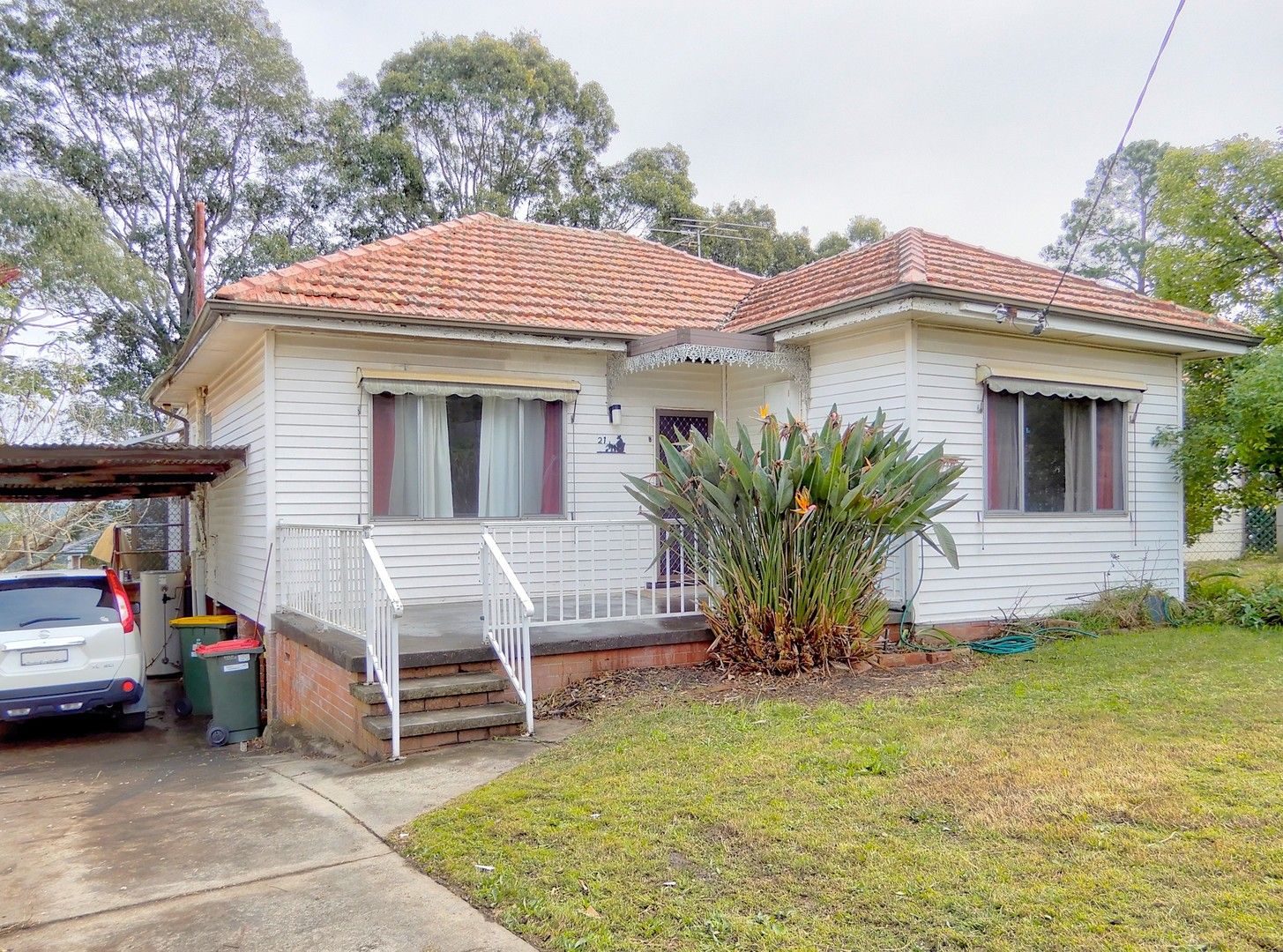 2 bedrooms House in 21 Moore Street BIRMINGHAM GARDENS NSW, 2287