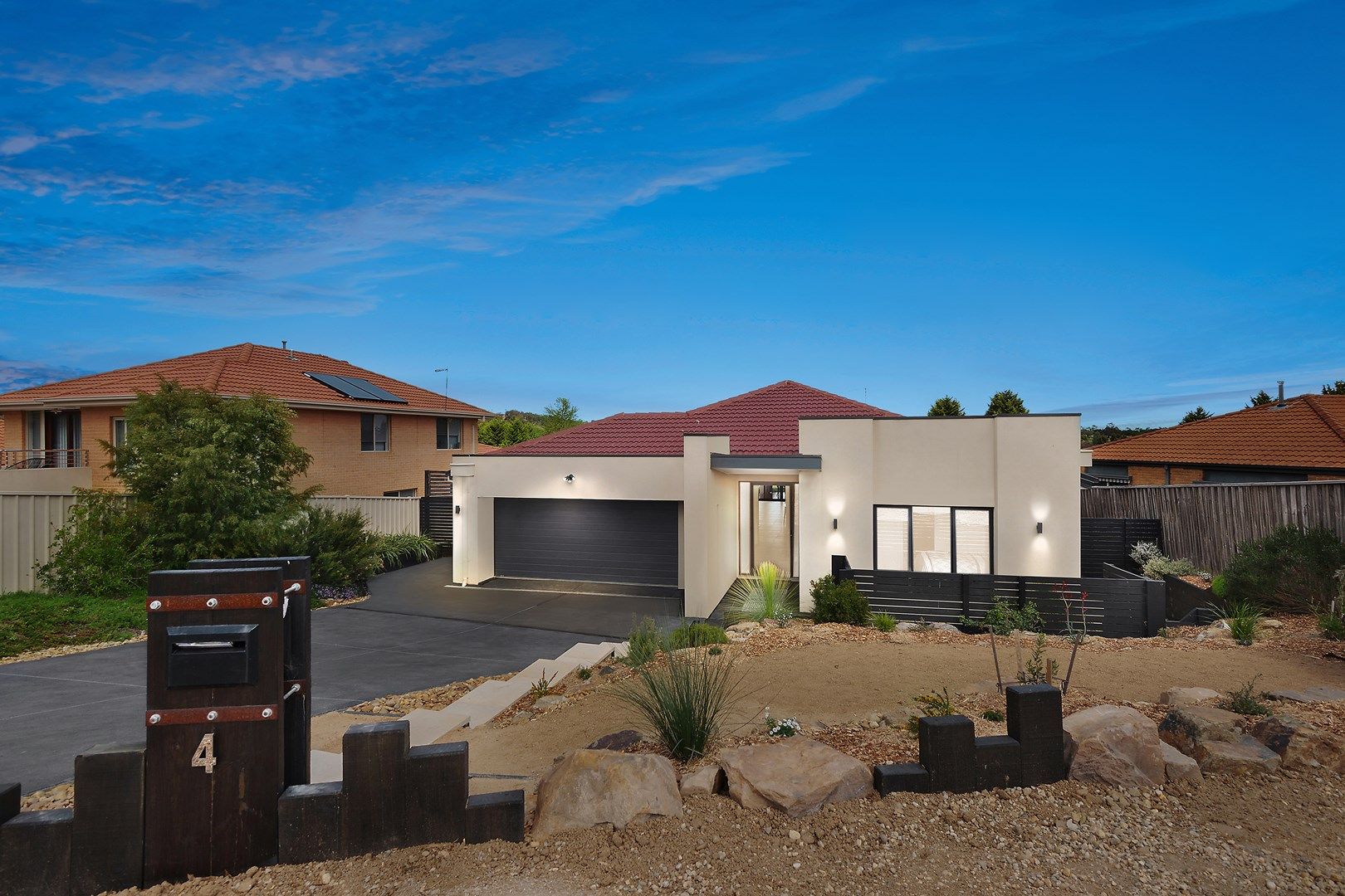 4 St Andrews Close, Hidden Valley VIC 3756, Image 0