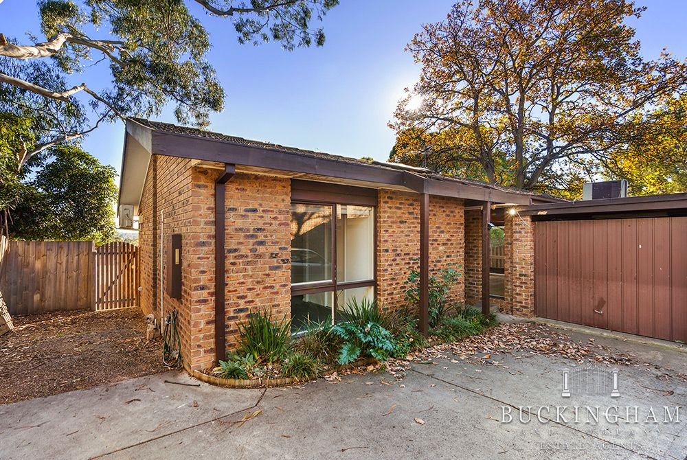 2 bedrooms Apartment / Unit / Flat in 4/63 Looker Road MONTMORENCY VIC, 3094