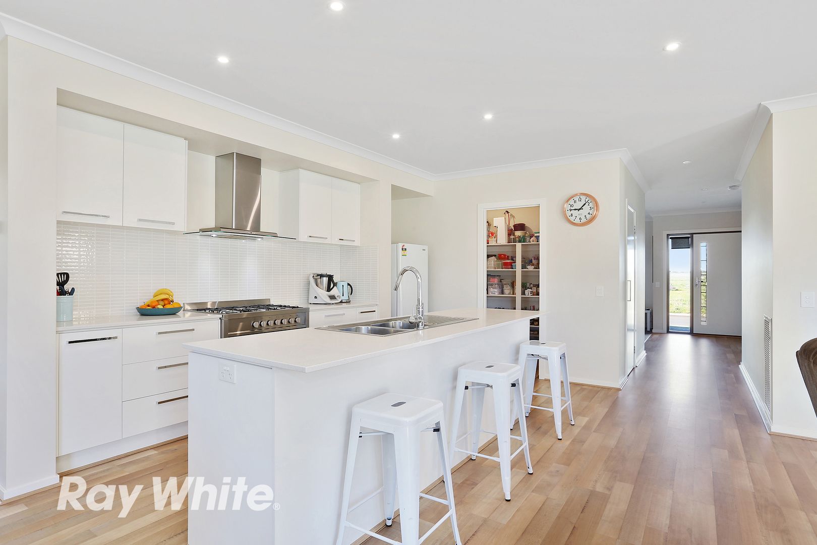 84 Canterbury Road West, Lara VIC 3212, Image 1