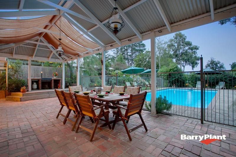 2 Heather Grove, Belgrave South Property History & Address Research