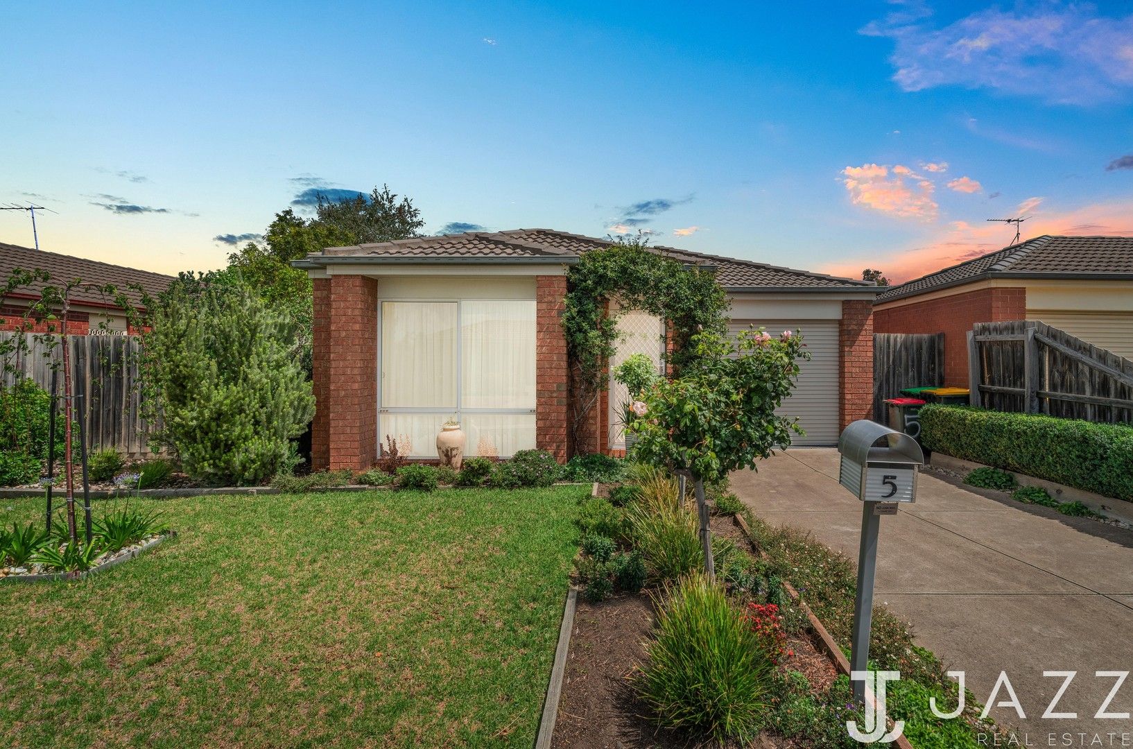 3 bedrooms House in 5 Lisa Court HOPPERS CROSSING VIC, 3029