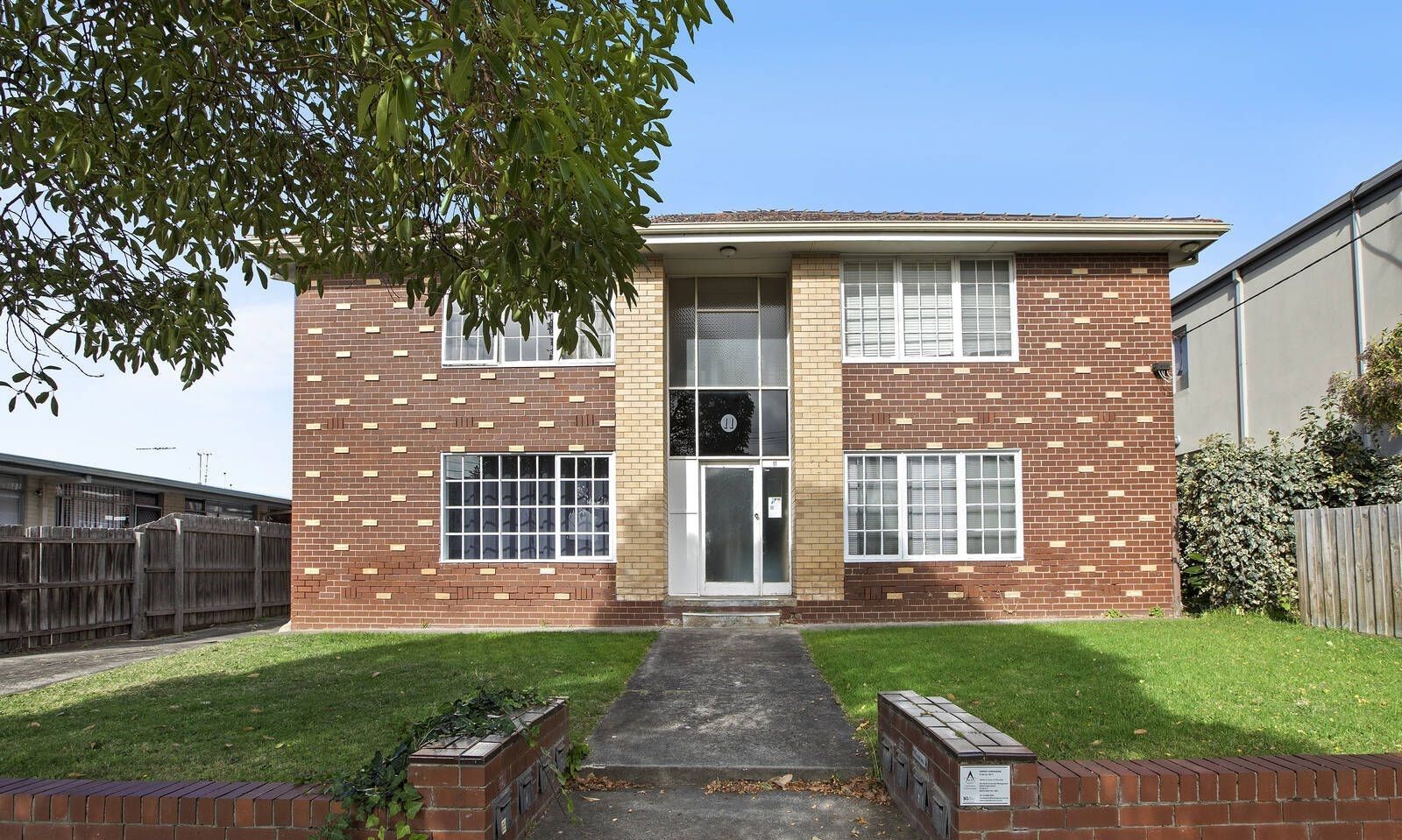2 bedrooms Apartment / Unit / Flat in 8/11 Sydney Street MURRUMBEENA VIC, 3163