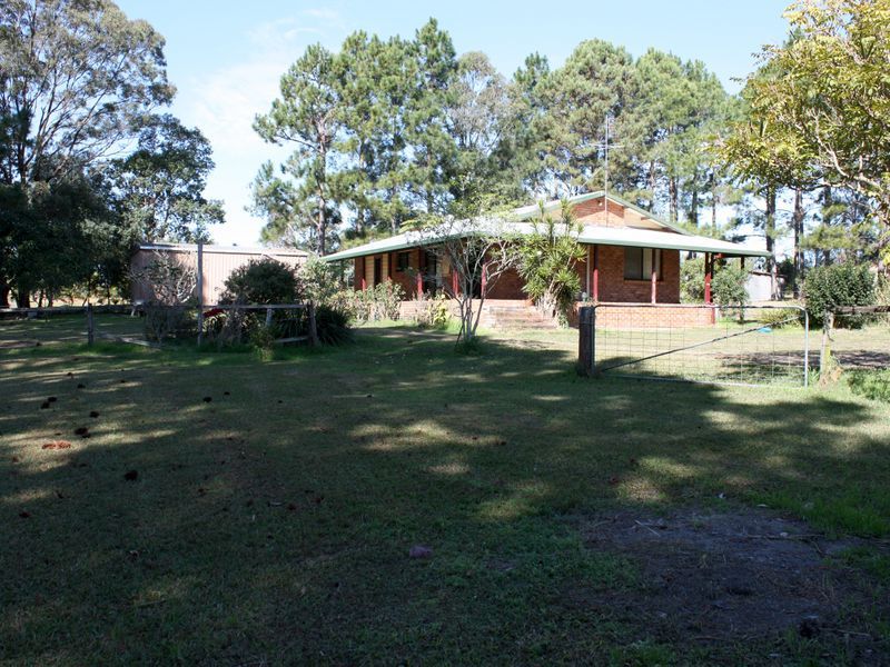 6 Island View Road, Woombah NSW 2469