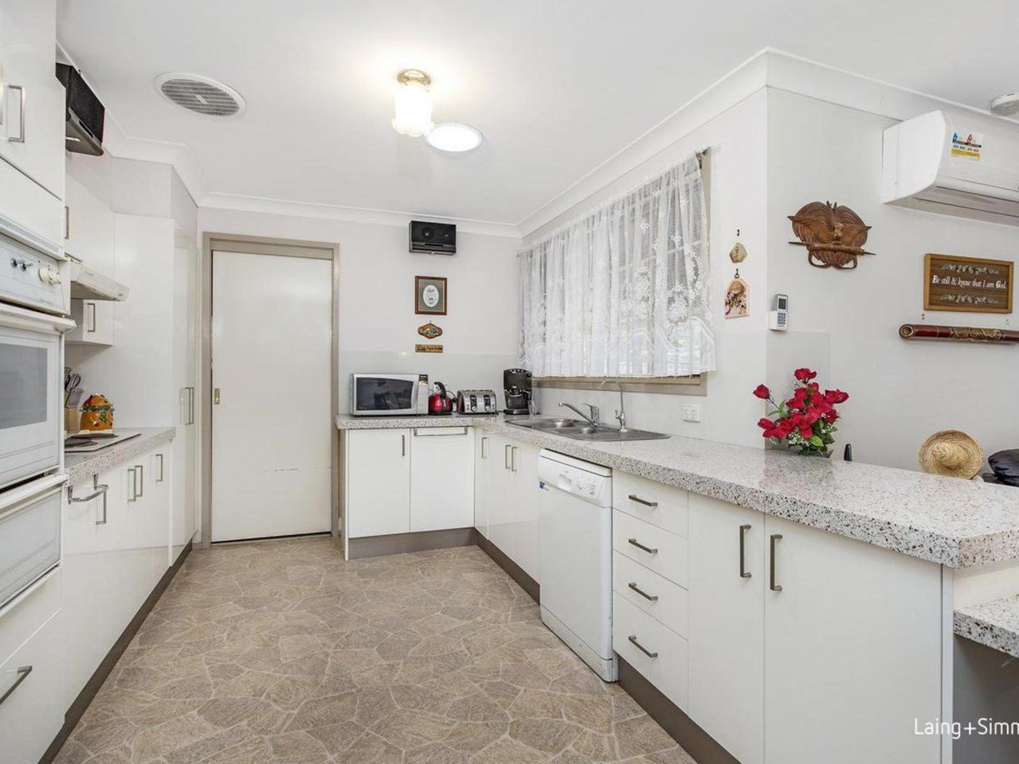 52 Norman Street, Prospect NSW 2148, Image 0