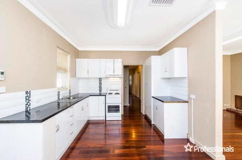 3 bedrooms House in 104 Hicks Street GOSNELLS WA, 6110