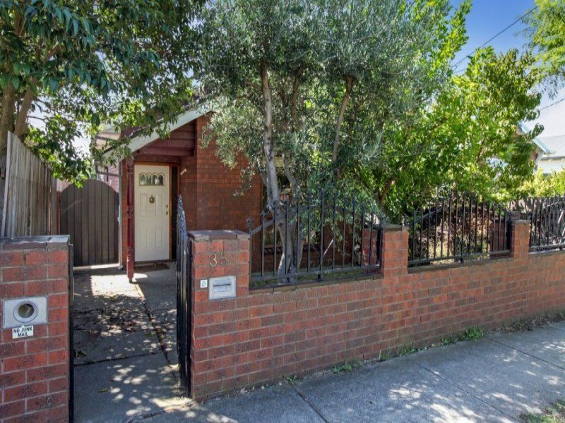 3 bedrooms House in 35 Bent Street MOONEE PONDS VIC, 3039