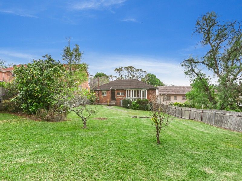 8 Grayson Road, North Epping NSW 2121, Image 2