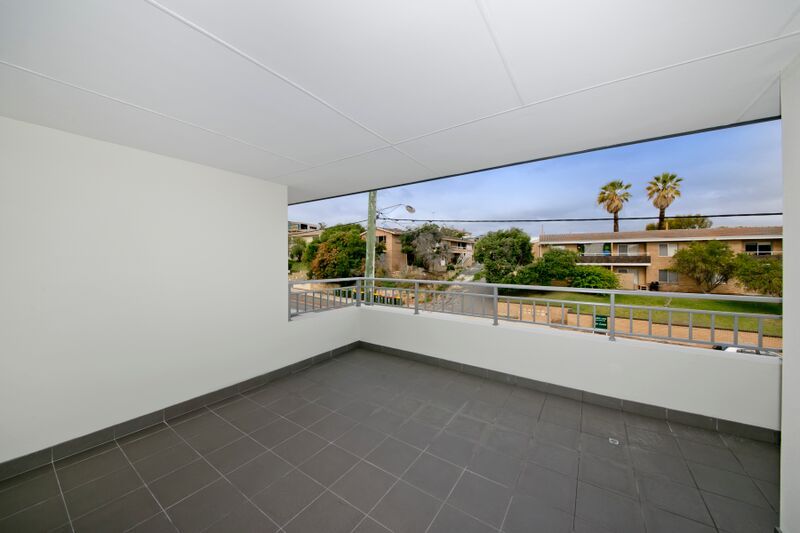 16B Pearl Parade, Scarborough WA 6019, Image 2