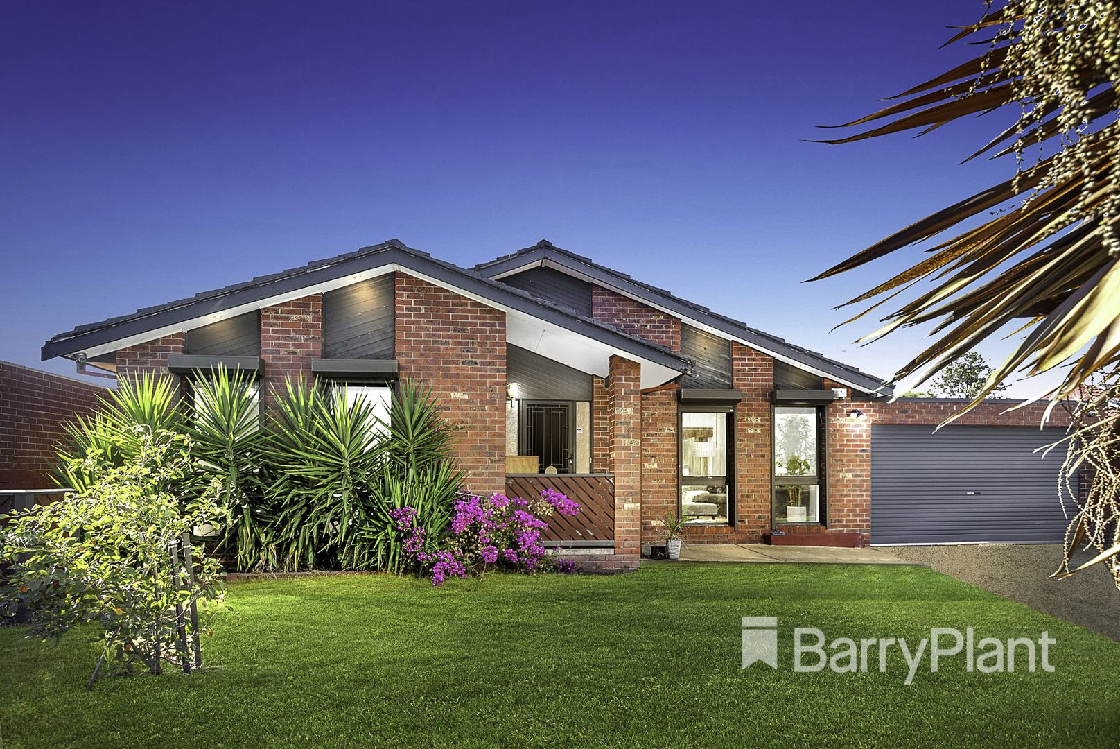 28 Strickland Avenue, Mill Park Property History & Address Research