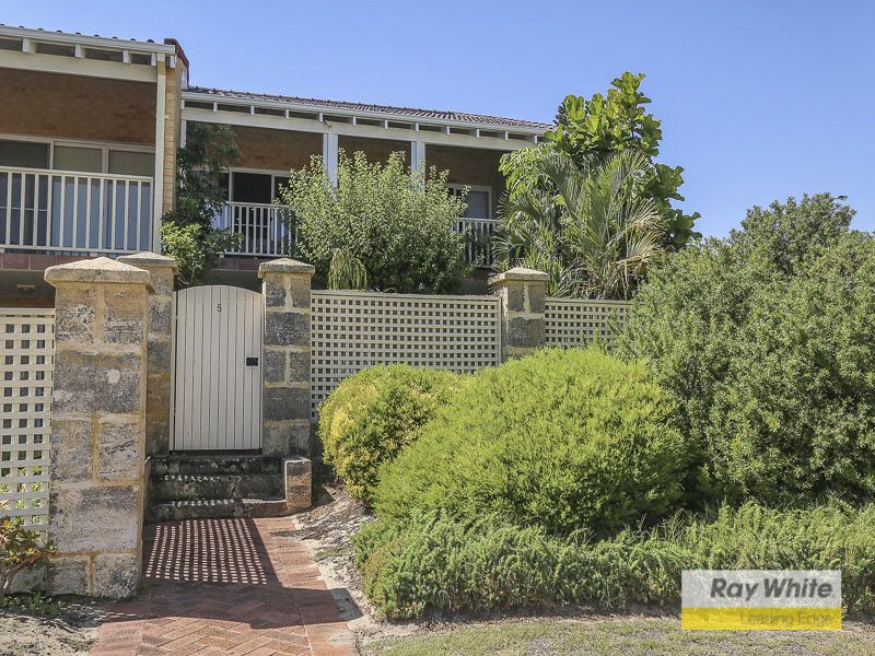 5/8 Toulon Circle, Mindarie WA 6030, Image 1