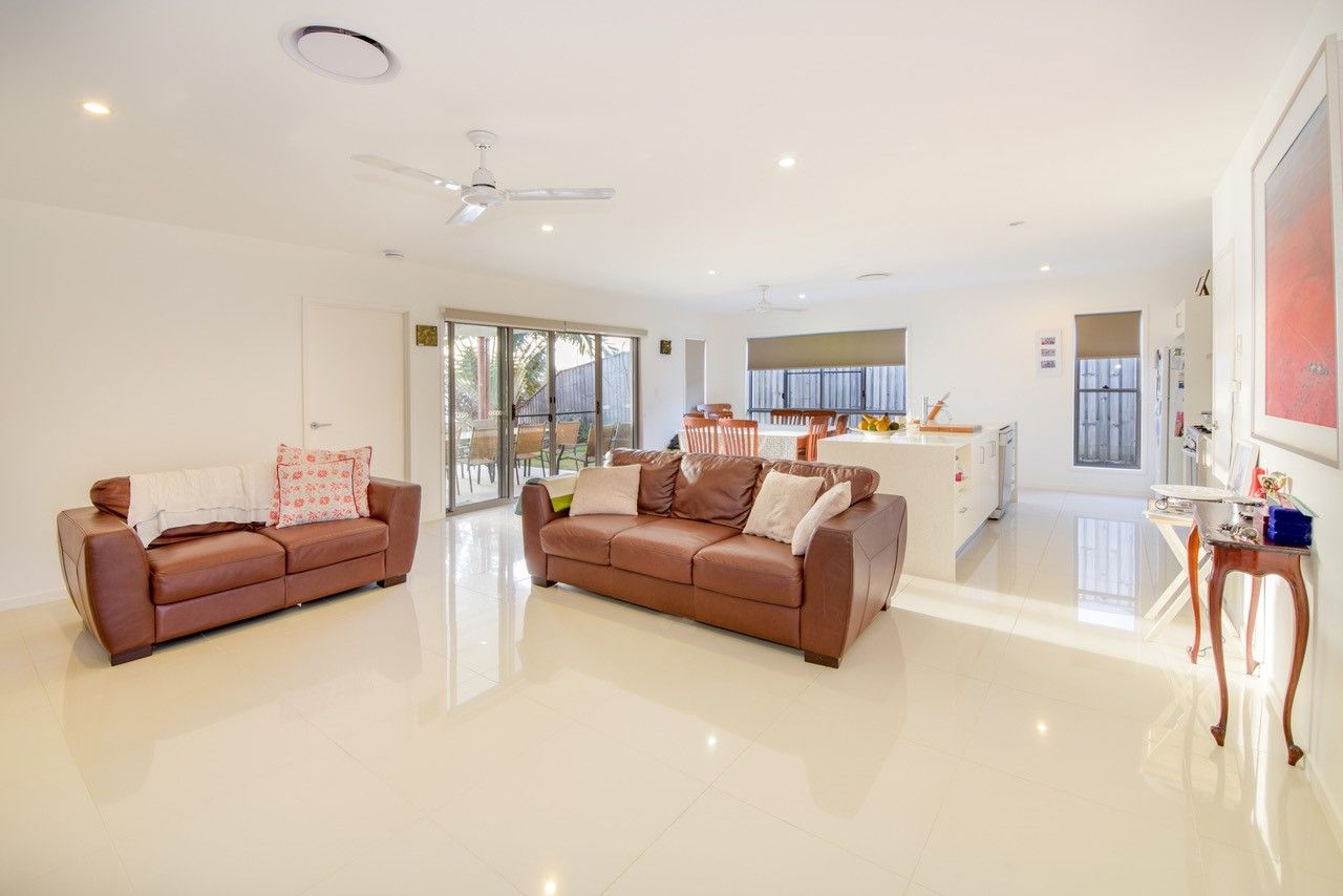 11 Feathertail Place, Peregian Springs QLD 4573, Image 1