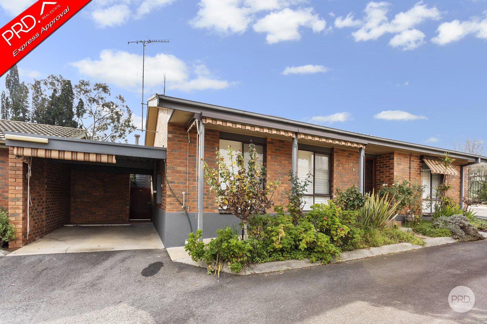 2/139 Rowan Street, Bendigo VIC 3550 House For Rent 350 Domain