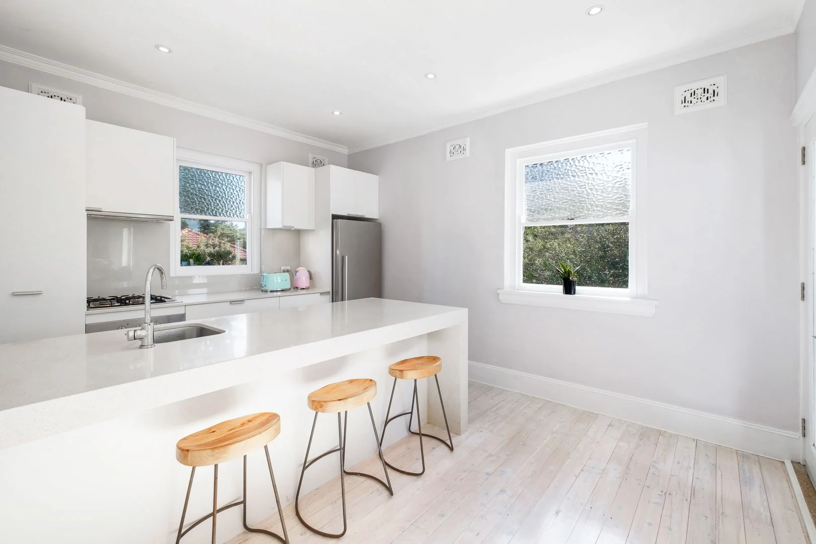 Additional image 3 of 2/59 Eurobin Avenue, Manly NSW 2095