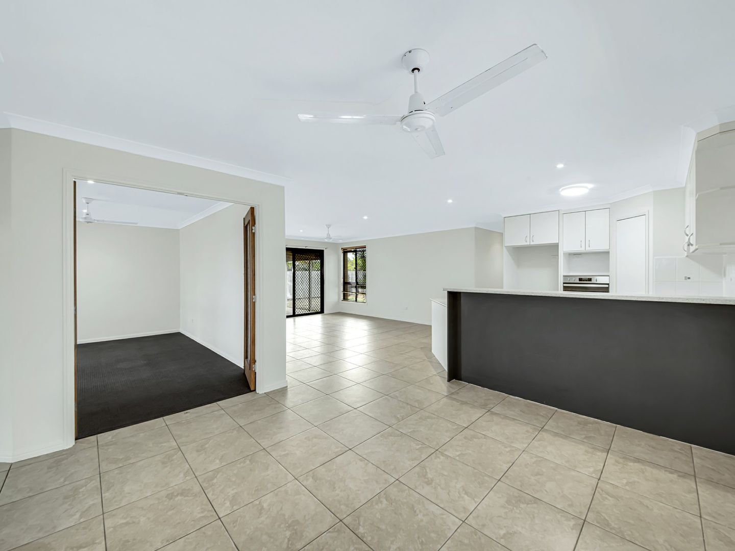 5 Moondarra Court, Clinton QLD 4680, Image 1