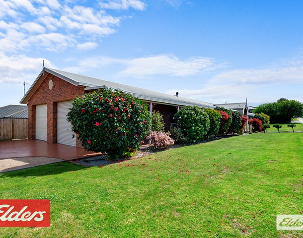 32 Stirling Drive, Lakes Entrance VIC 3909