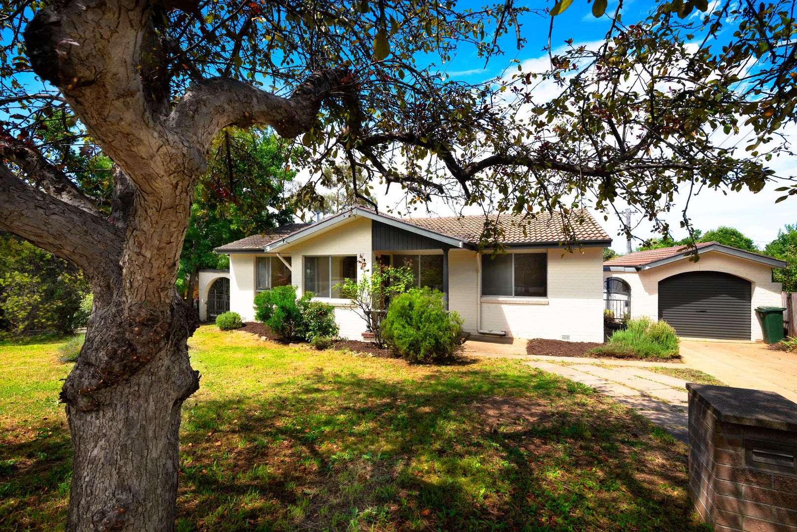 3 Biraban Place, Macquarie | Property History & Address Research | Domain