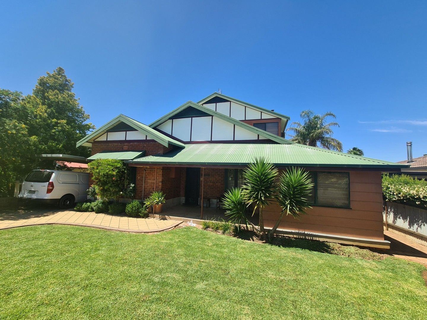 13 Thurlstone Street, Parkes NSW 2870 House For Rent Domain