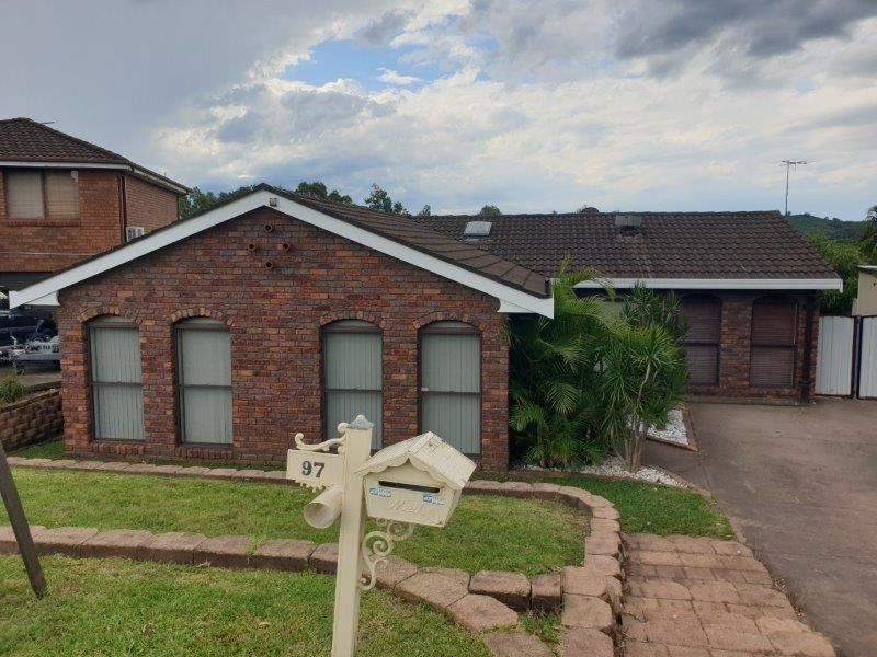 3 bedrooms House in 97 Stornoway Avenue ST ANDREWS NSW, 2566