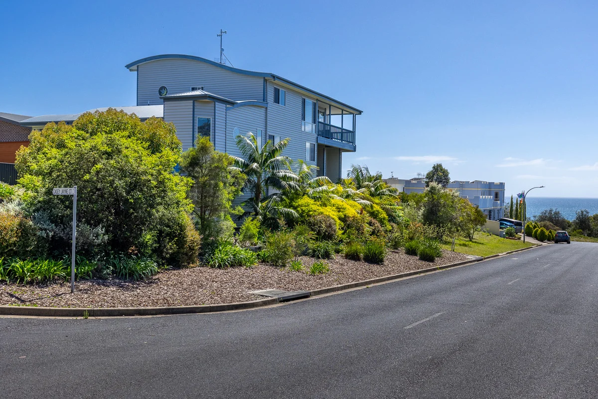 Additional image 43 of 2 Casey Jayne Court, Tura Beach NSW 2548