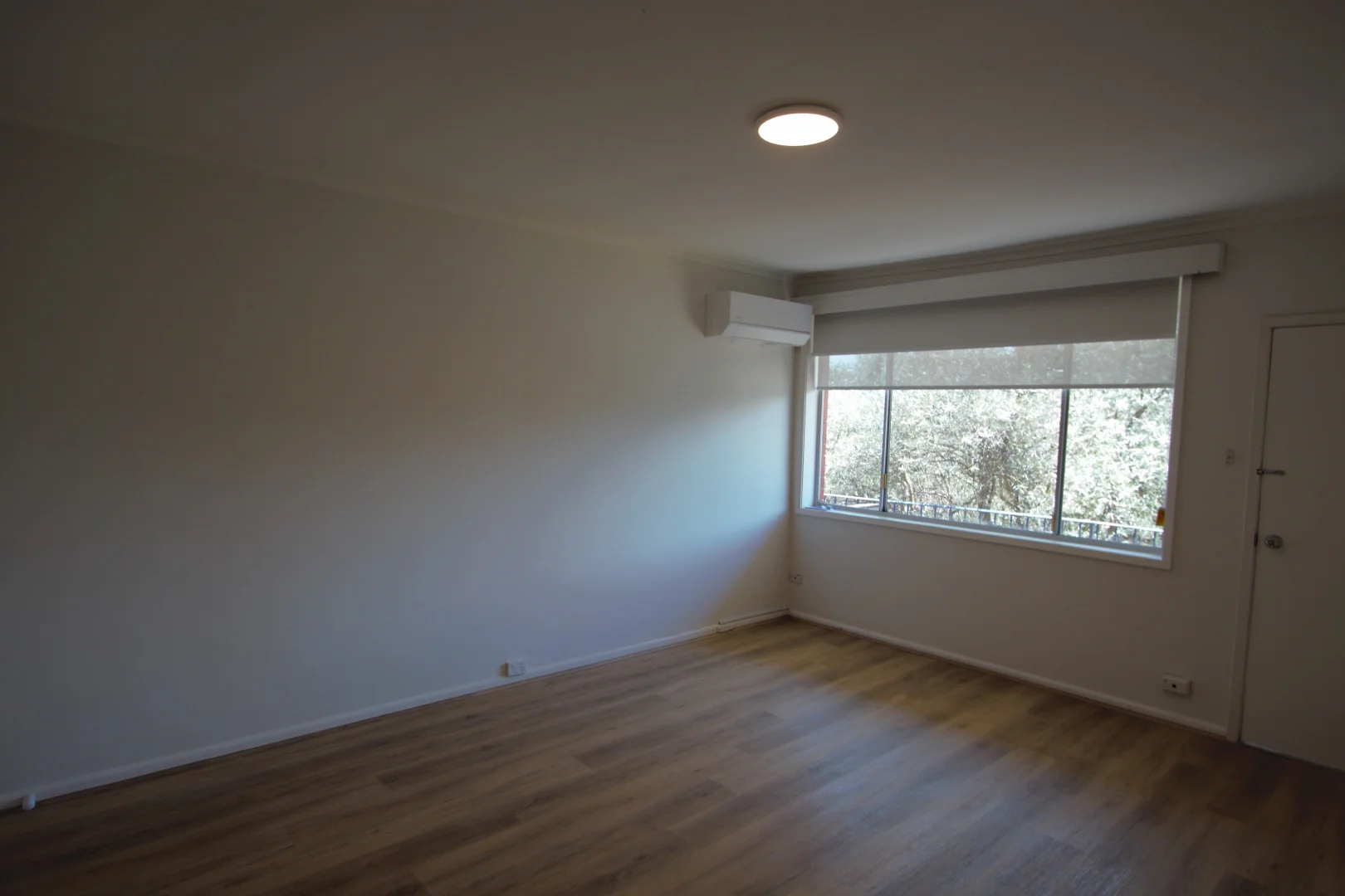 Additional image 4 of 4/160 Kangaroo Road, Hughesdale VIC 3166