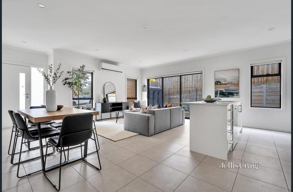 3 bedrooms Townhouse in 1/46 Newton Street RESERVOIR VIC, 3073