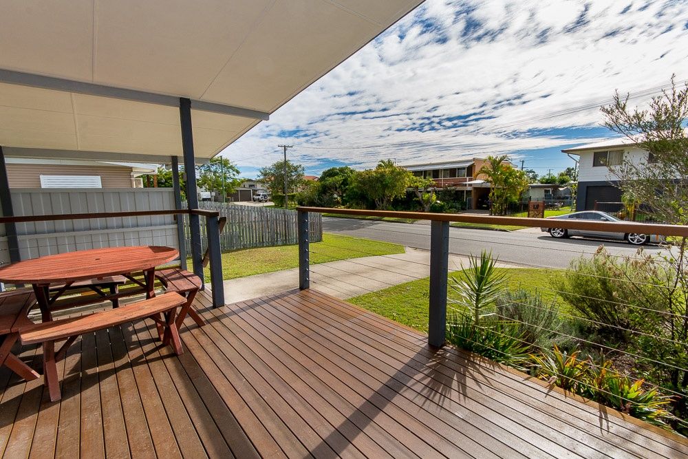 6 Paradise Parade, Bongaree QLD 4507, Image 2