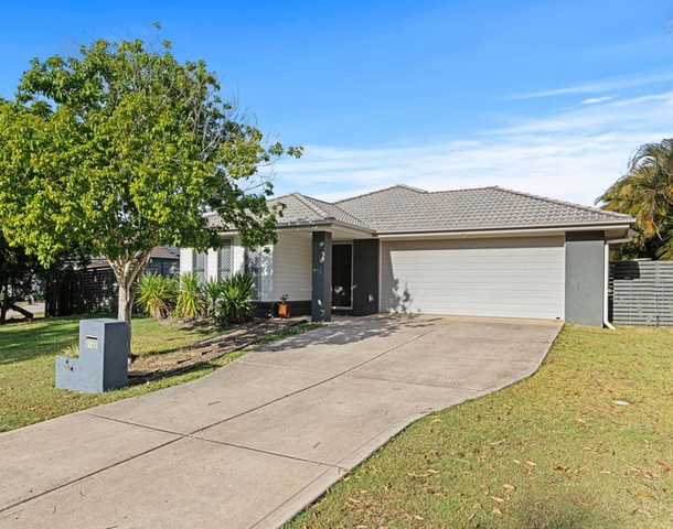 16 Quinn Close, Augustine Heights QLD 4300