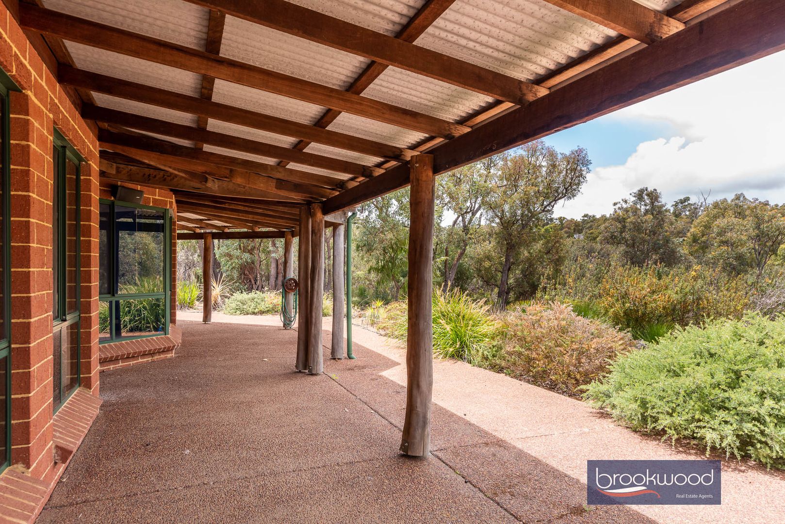 327 Red Brook Circle, Morangup WA 6083, Image 2