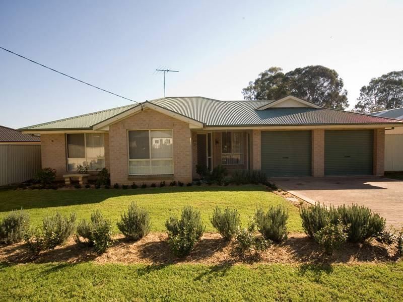 19 Biara Street, BARGO NSW 2574, Image 0