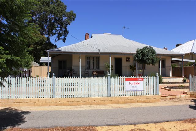 7 Hart Street, MERREDIN WA 6415, Image 1