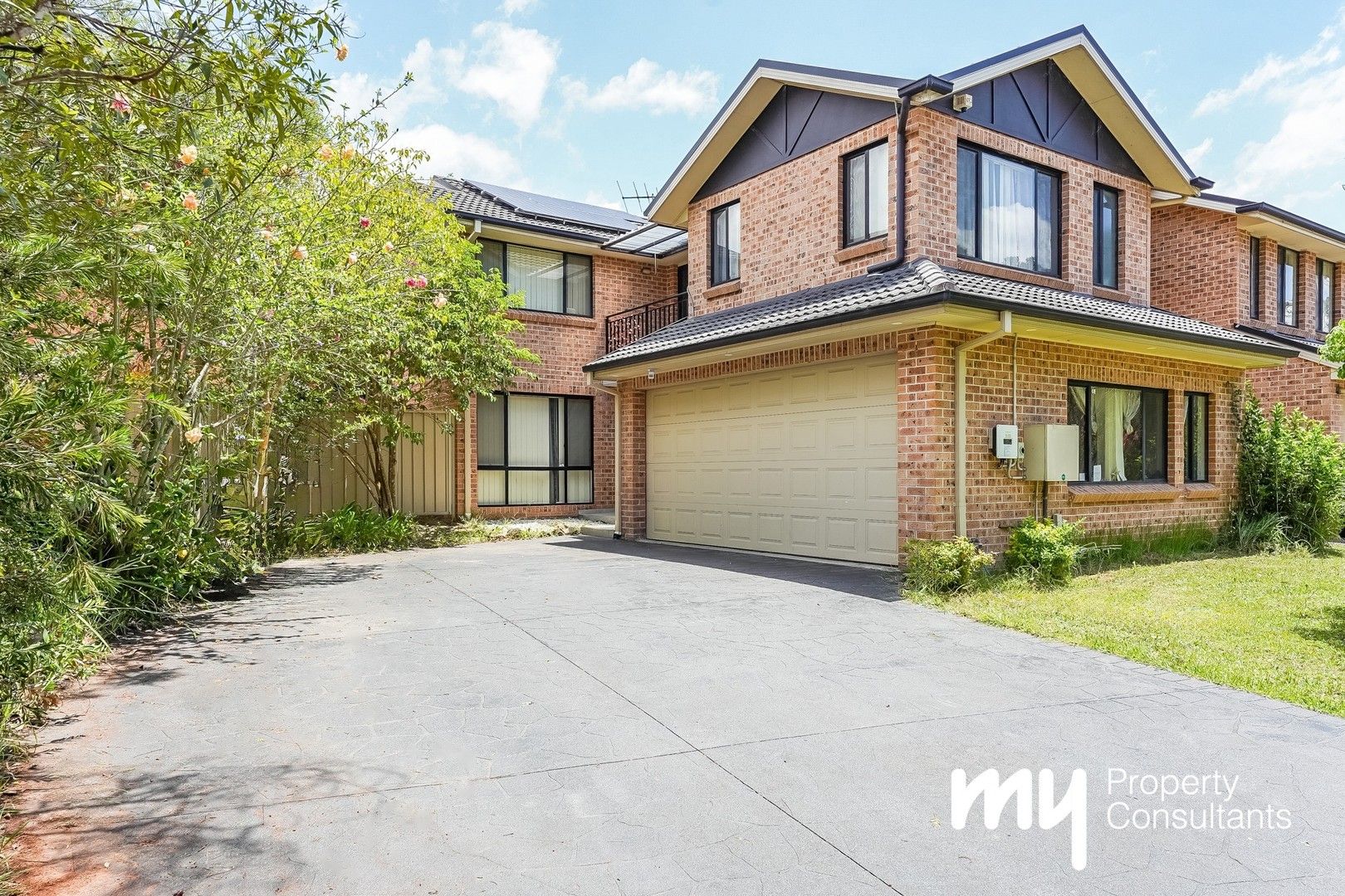 28B Fullerton Circuit, St Helens Park NSW 2560 Domain